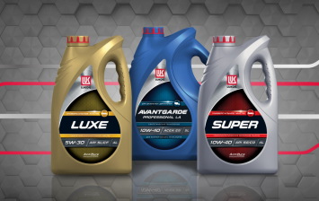 «Лукойл» начал разливать моторное масло в новые канистры