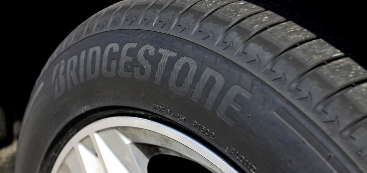 Bridgestone представил новый материал для высокопрочных и экологичных шин
