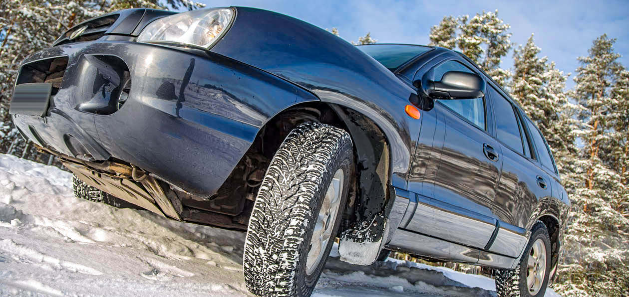 Превращаем Hyundai Santa Fe Classic во внедорожник: тест зимних шин Nokian Hakkapeliitta LT3 на кроссовом полигоне