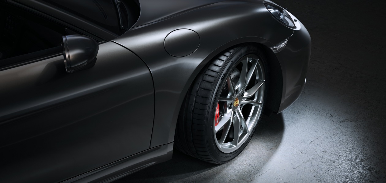 Автомобили Porsche семейства 718 поедут на шинах Hankook