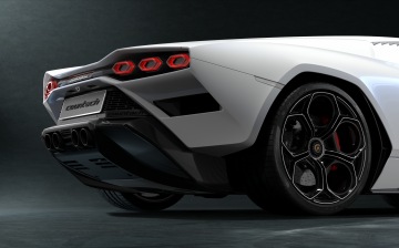 Pirelli вновь выпустила шины для Lamborghini Countach спустя 50 лет