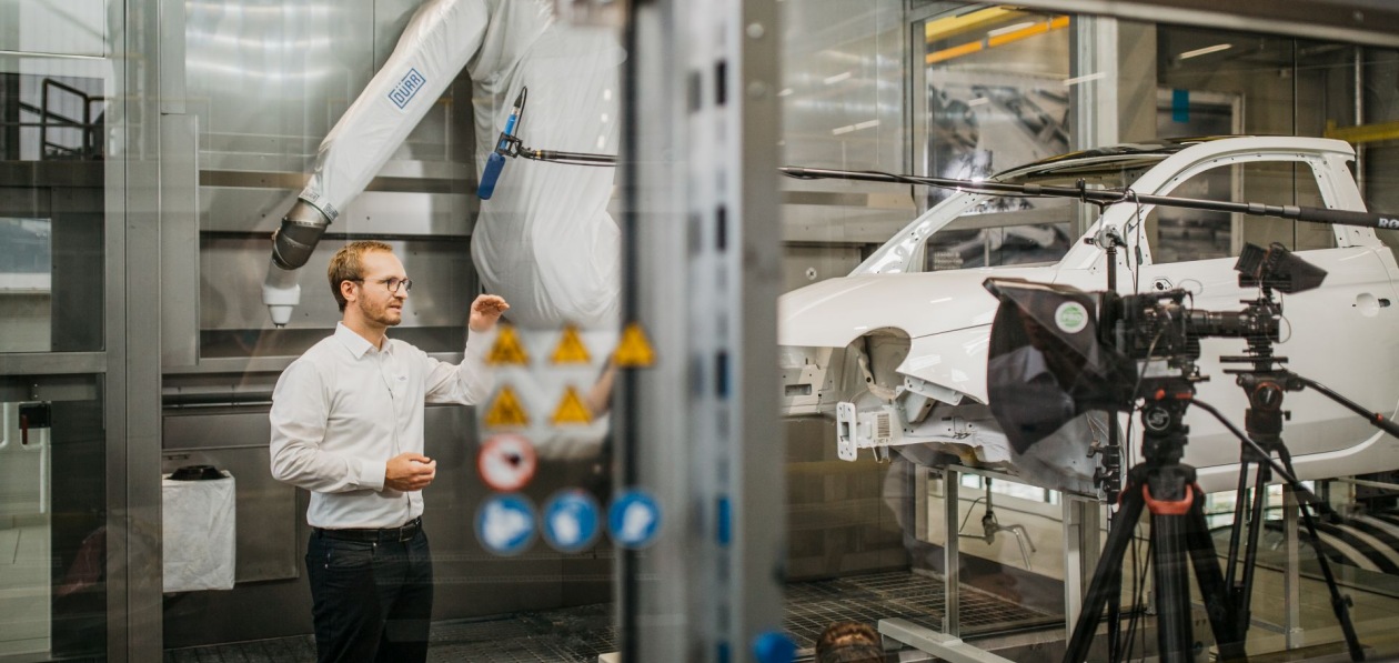 Duerr пересмотрел конструкцию покрасочной камеры