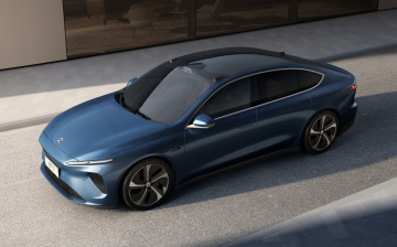 Электрический седан NIO ET7 получит шины Continental