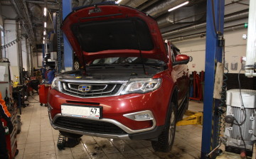 Чего ждать от подержанного «китайца»? Изучаем Geely Atlas с пробегом 170 тыс. км