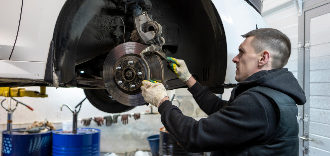 Замена тормозных колодок: рекомендации бренда Trialli