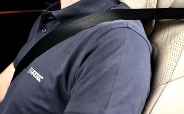ZF представил натяжитель ремня безопасности, встроенный в сиденье
