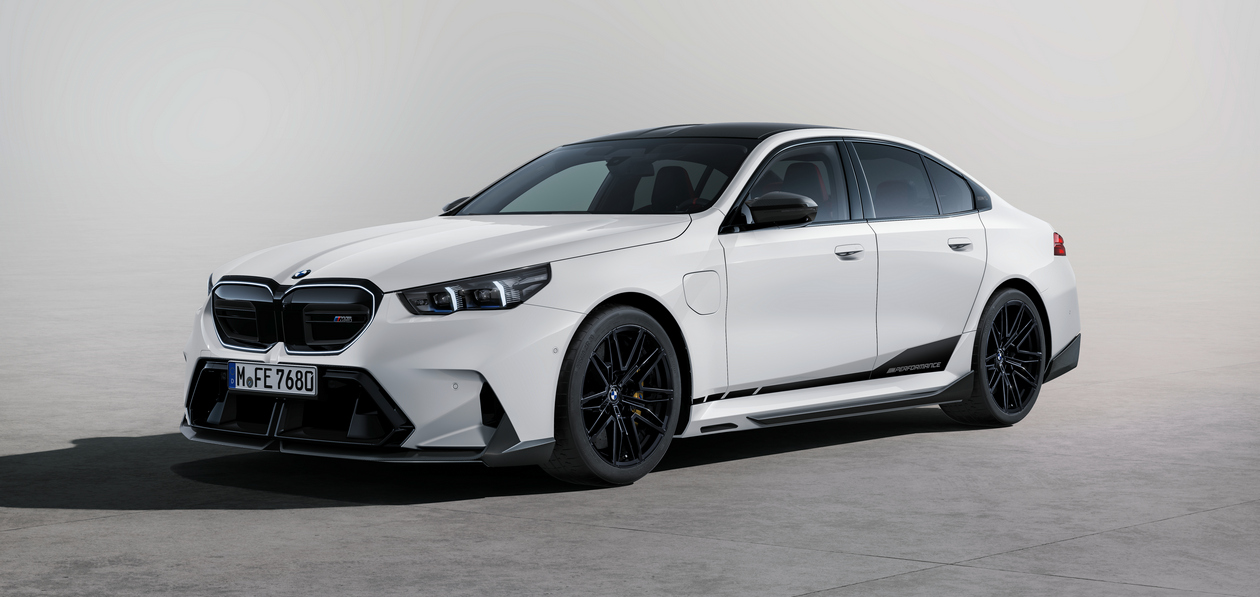 BMW разработал детали M Performance для нового M5
