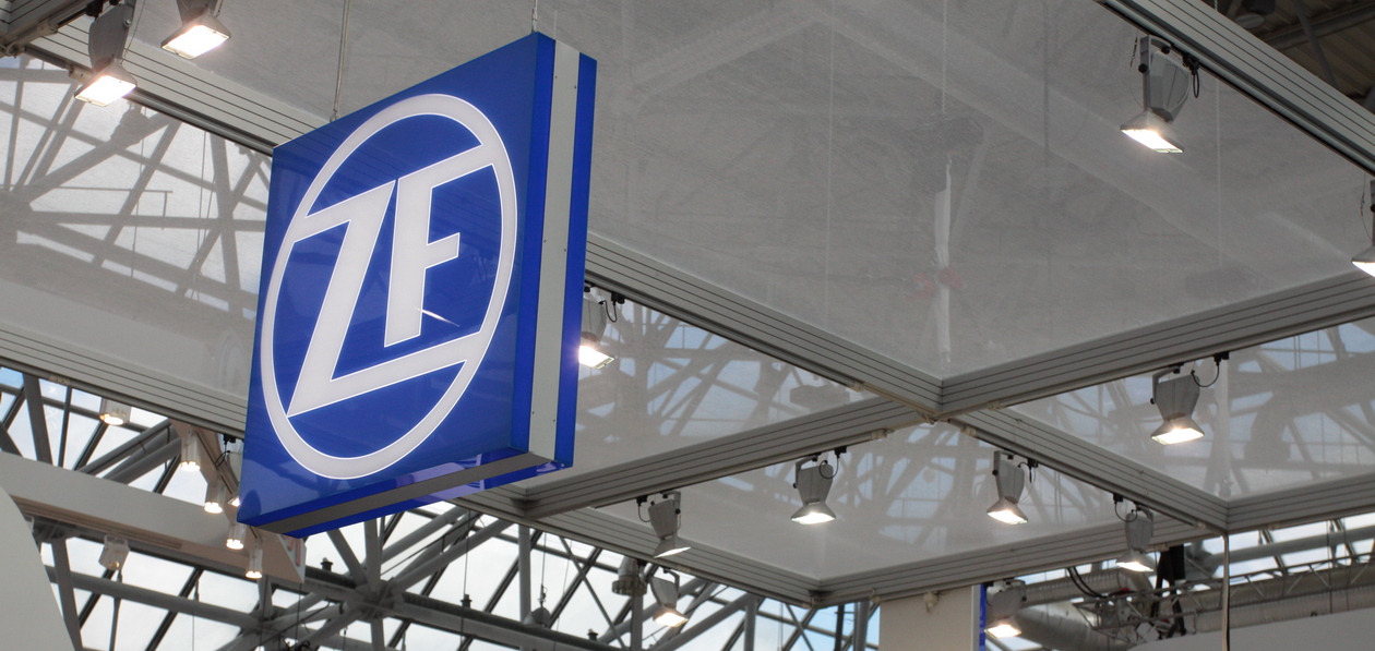 Шанхай 2025: ZF представил новые решения для легковых и грузовых электромобилей