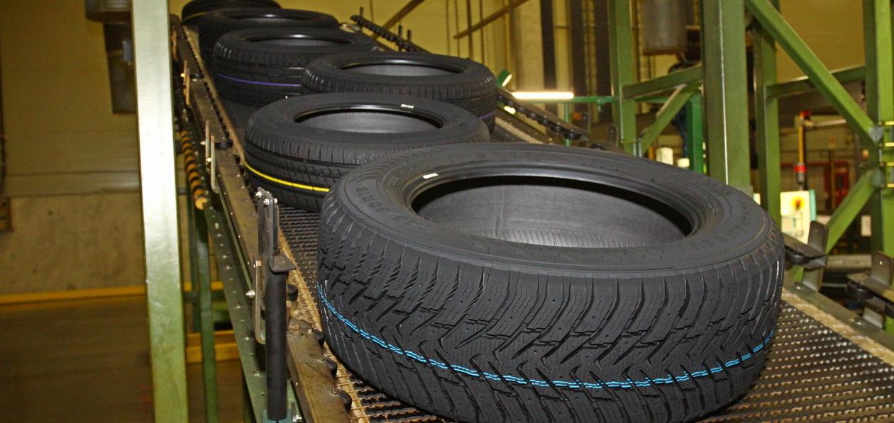 В России произвели более 17 млн легковых шин