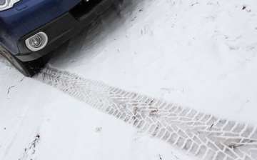 Стало известно, что россияне делают с изношенными шинами