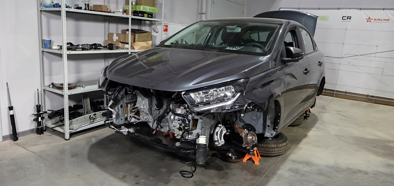 Мы разобрали Lada Iskra: из чего и как сделан потенциальный вазовский бестселлер?