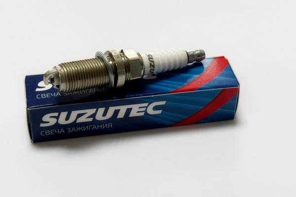 Suzutec запустил продажи свечей зажигания