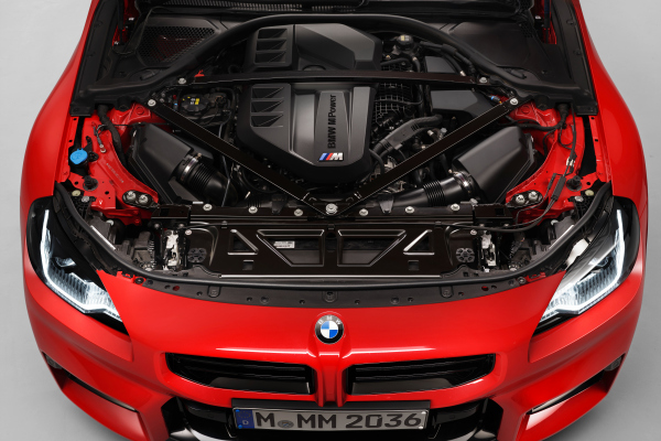 BMW готовит к производству двигатели M-серии с новой системой зажигания